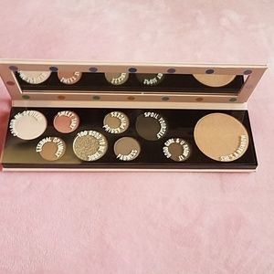 MAC Girls Prissy Princess Eyeshadow Palette